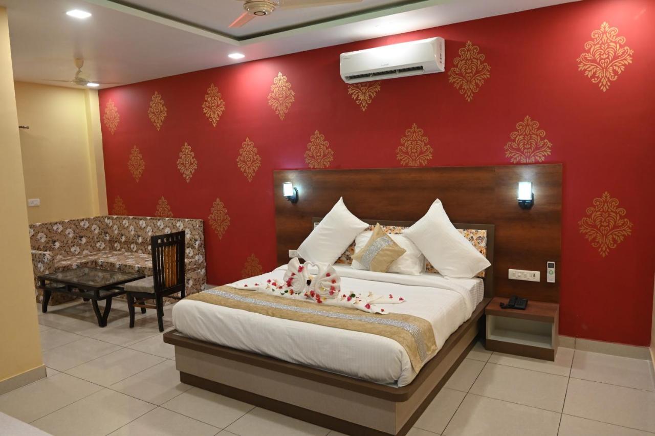 Hotel Bhairav Niwas Bikaner Exteriör bild